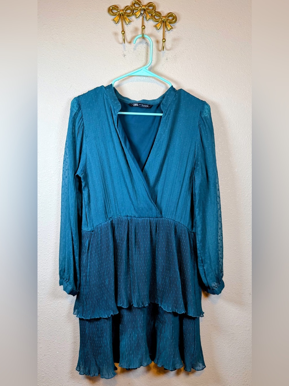 ZARA Teal Textured V-Neck Tiered Midi Dress with Long Sleeves. Size L